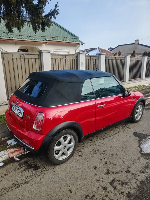 Mini Cooper One Cabrio, 145.000 km, 2008, foarte  întreținut.