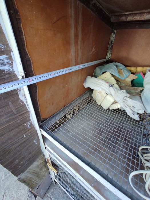 Клетка для животных -птиц .