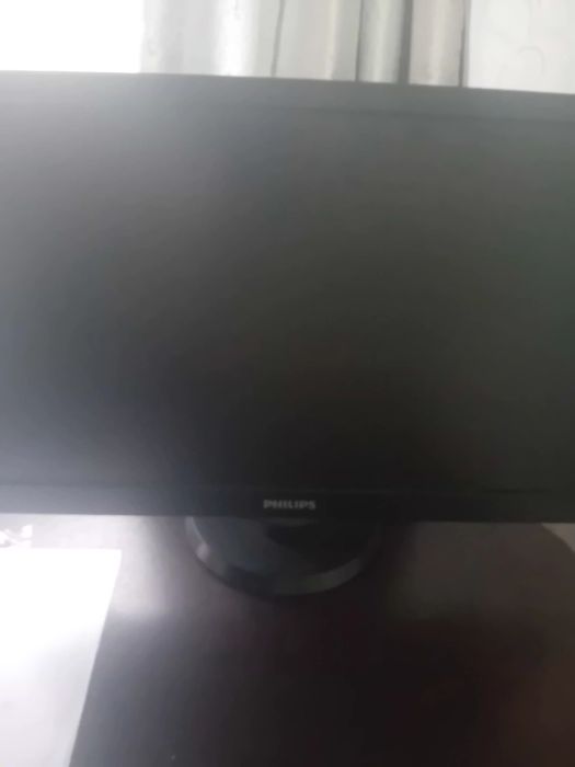 Vand Monitor Philips Nu Cabluri