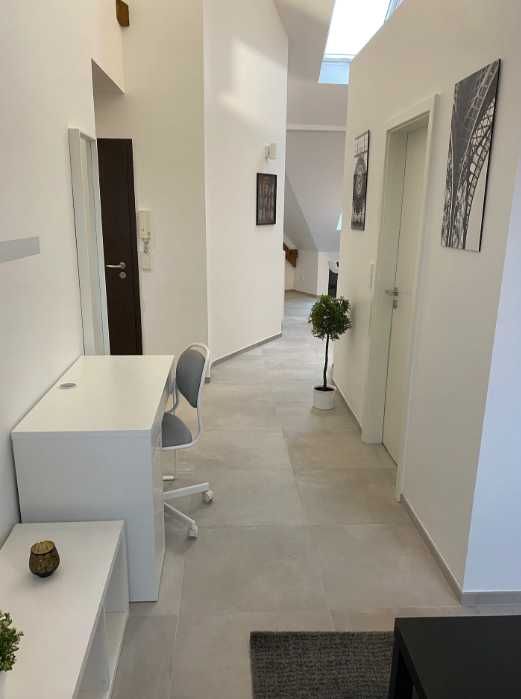 Дава се под наем Двустаен апартамент в Пловдив, Изгрев - 65 кв.м за 280.5 € - Снимка #3