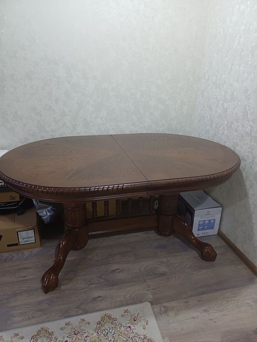 Стол  натуральное дерево