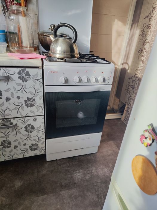 Продается газовая плита