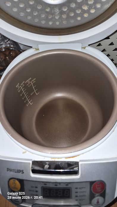 Продам мультиварку в отличном состоянии