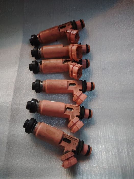 Продам топливные форсунки