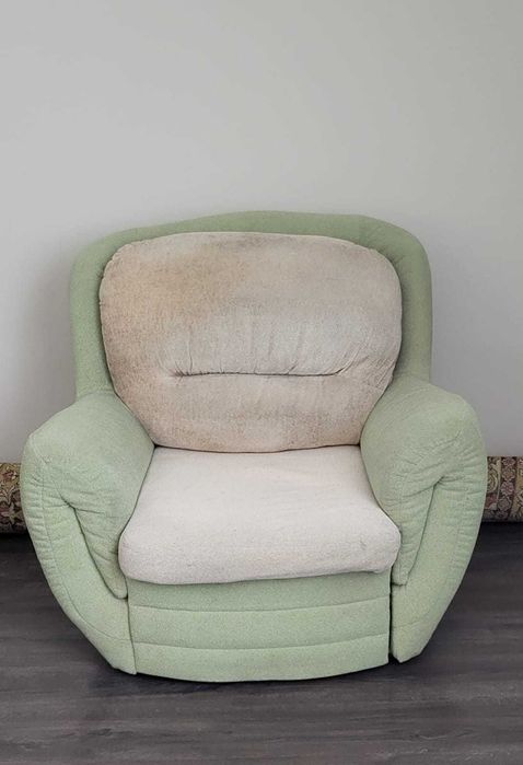 Продам раскладывающееся кресло-кровать