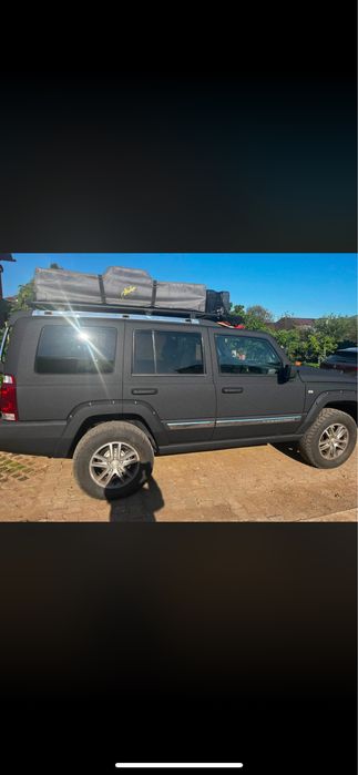 Jeep Commander Overlanding