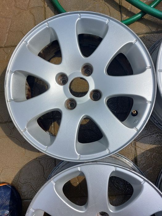 4ри бр алуминиеви джанти 4×108; 15цола; ет 27 от Пежо и Ситроен