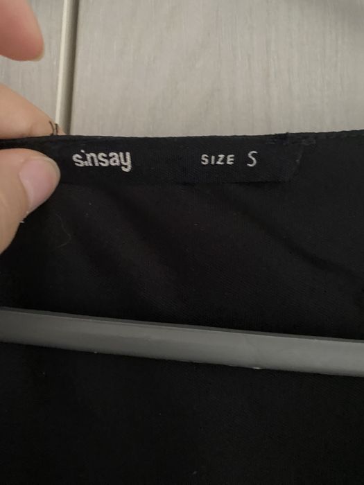 Продаётся платье в цветочках