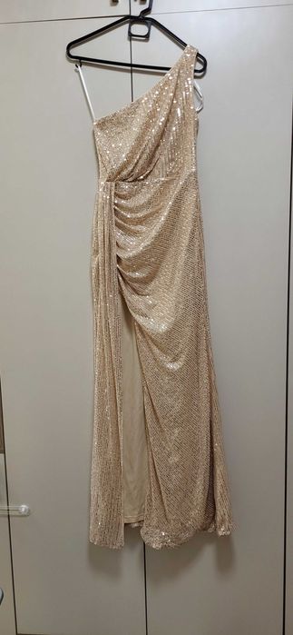 Вечерна рокля за сватба/бал