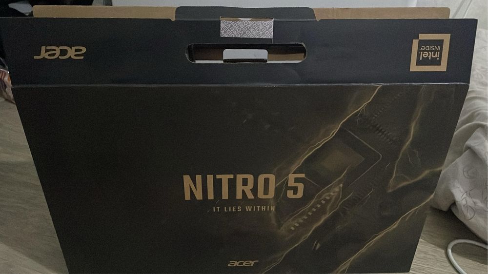 ноудбук игравой..