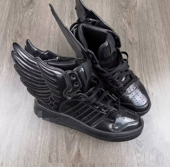 Jeremy Scott wings 2.0 Black Patent