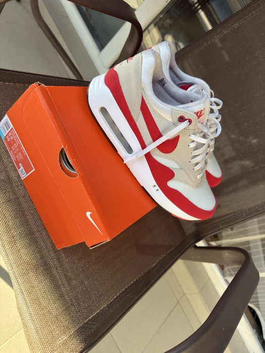 Jordan 1 & Air max 1