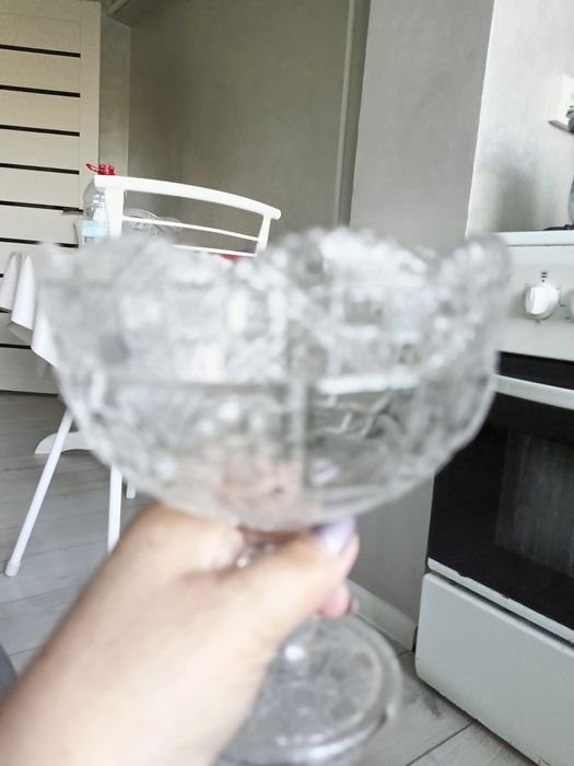 Шыны,хрусталь ыдыстар сатамын.Арзан бағада.