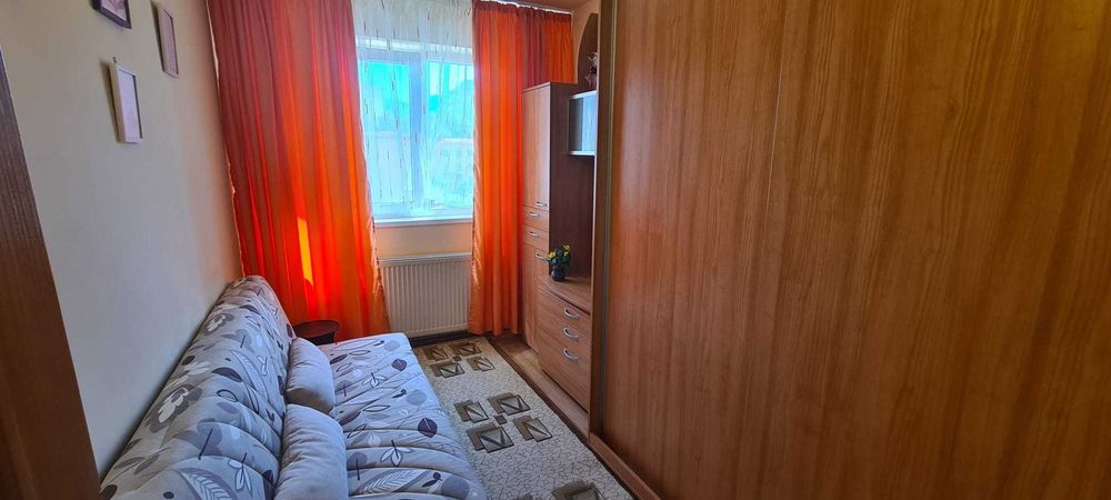 Apartament 3 camere de închiriat, decomandat, mobilat, utilat, Astra, zona Berzei