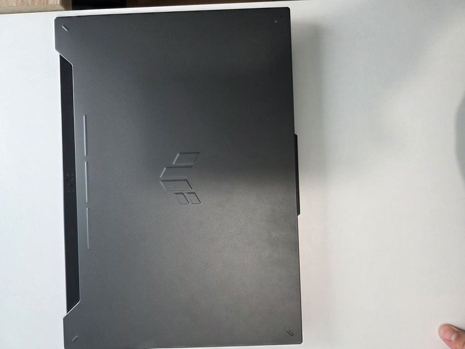 Laptop gaming Asus Tuf A15 ryzen 7 7745hs rtx 4060