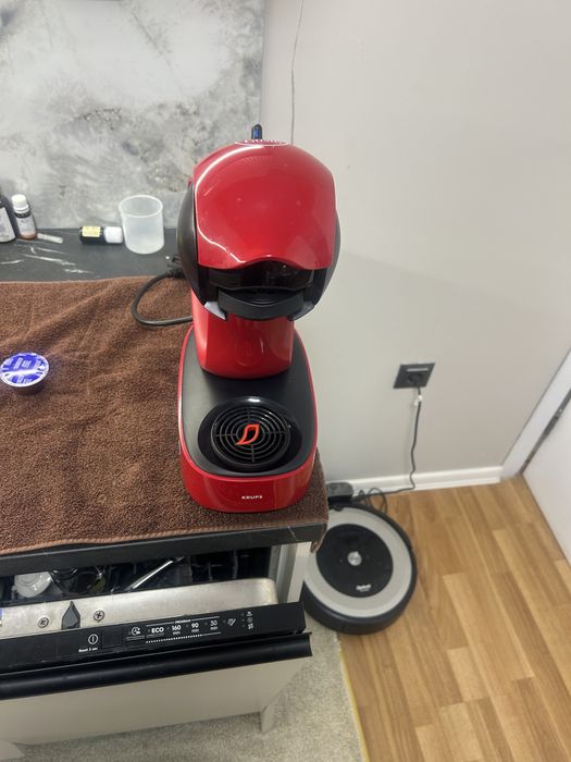 Кафемашина долче густо с капсули