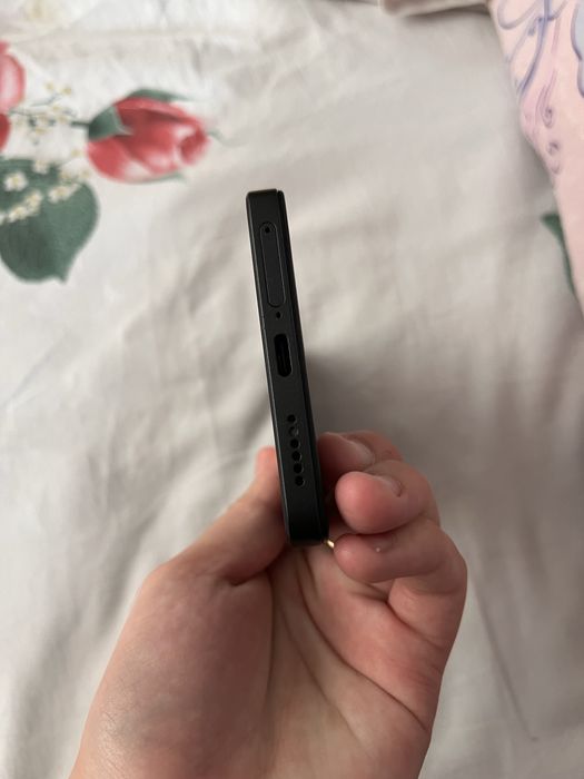 Note 12R Redmi srochno sotiladi