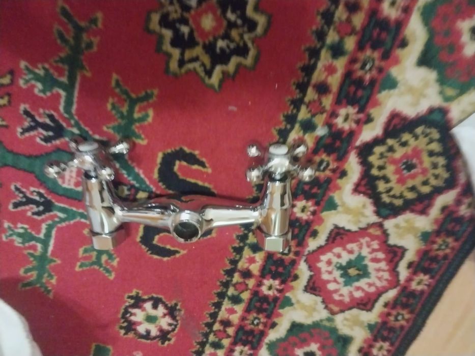 Продам смеситель для душа