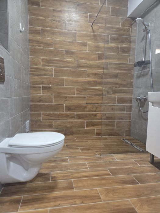 Studio modern in bloc nou de închiriat- central, cu loc de parcare