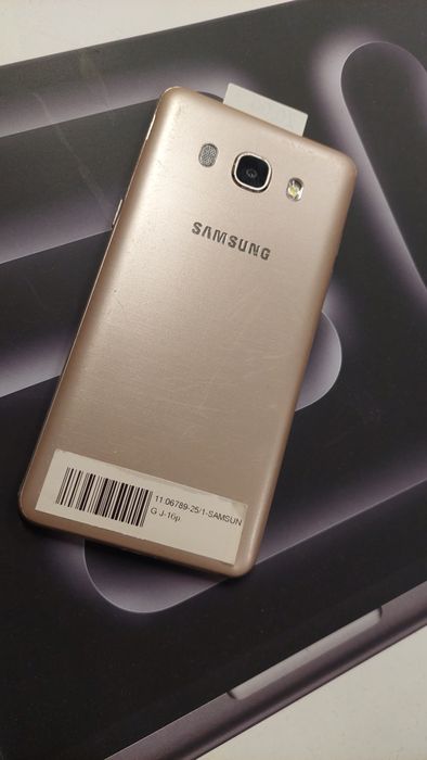 Samsung Galaxy J1 Син Цвят