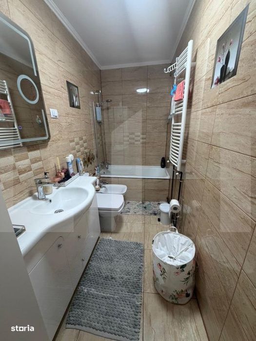 Apartament cu 3 camere, decomandat, 63 mp, zona Plevna - la 2 min de P