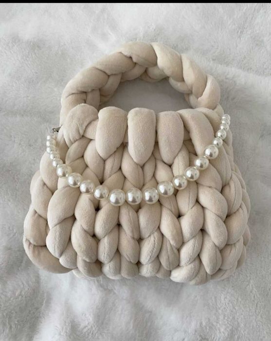 Дамски чанти, Ръчна изработка