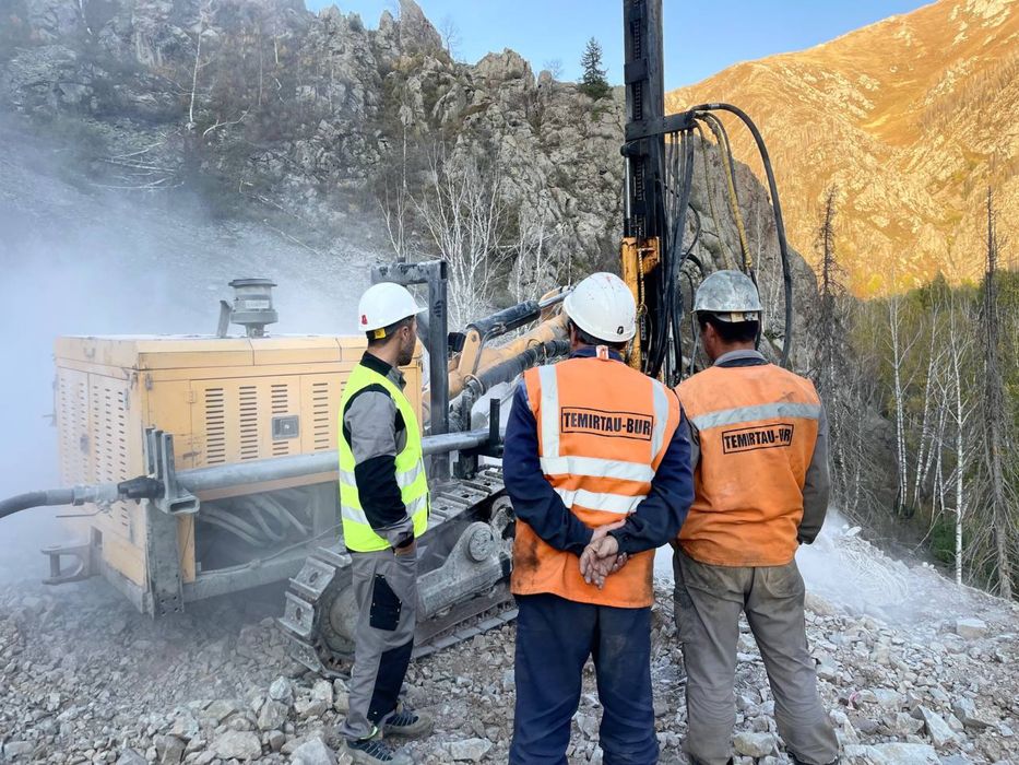 Буровзрывные работы