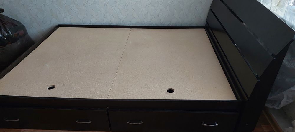 Отдам  кровать даром