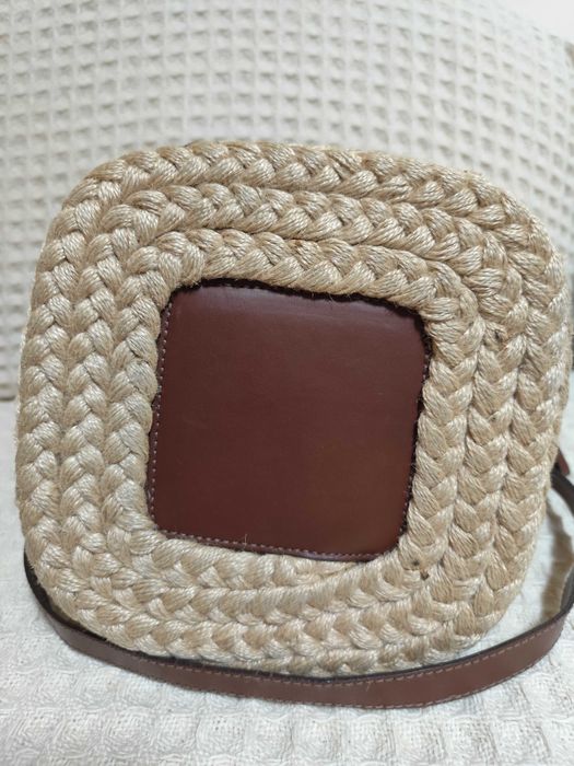 Чанта Furla  в кафяв цвят