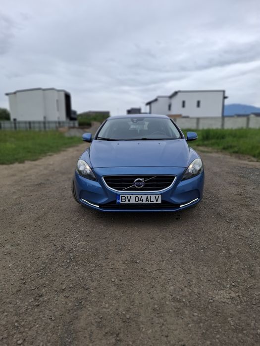 VOLVO V40 2015 — imagine 5