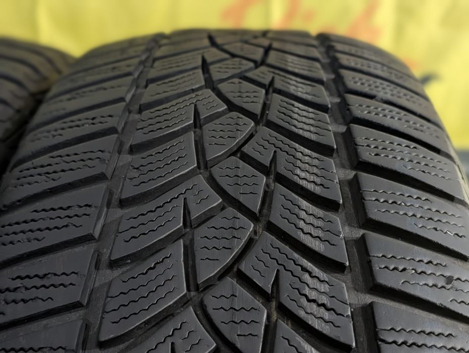 205/55R17 Goodyear 6,2mm iarna