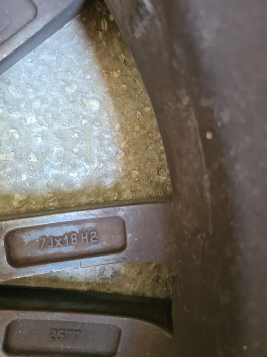 Jante Seat 225/40 R18