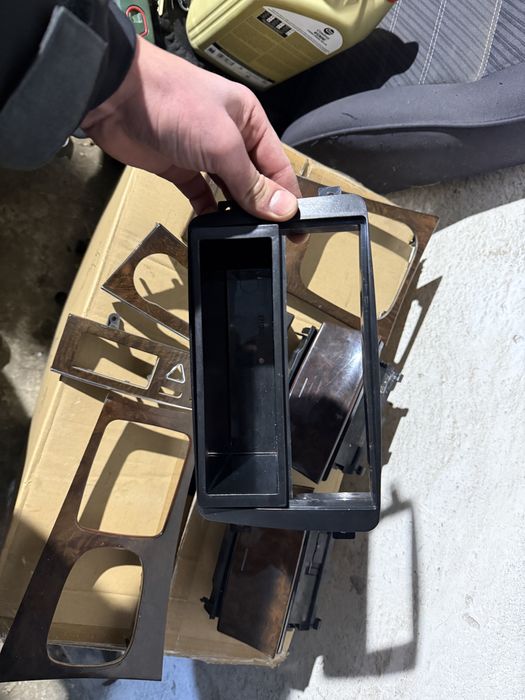 Адаптерна рамка за w203 преди фейса