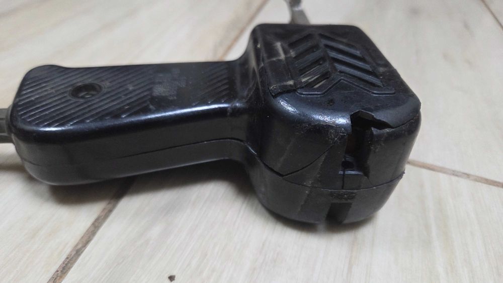 Vandut Pistol de lipit romanesc Coop Radio Progres Bucuresti