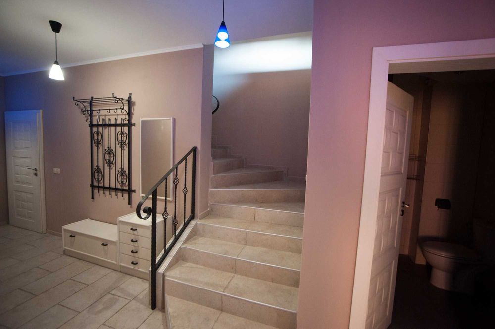 Продава се Къща в Пловдив, Център - 250 кв.м за 1400 €/кв.м - Снимка #7