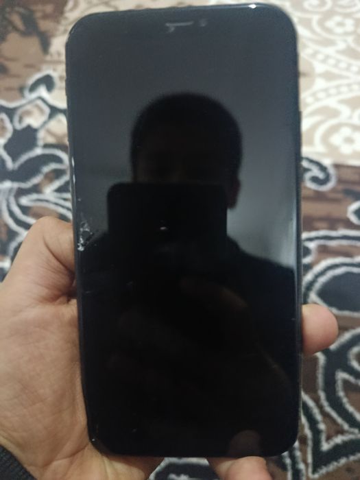iPhone xr holati yahshi