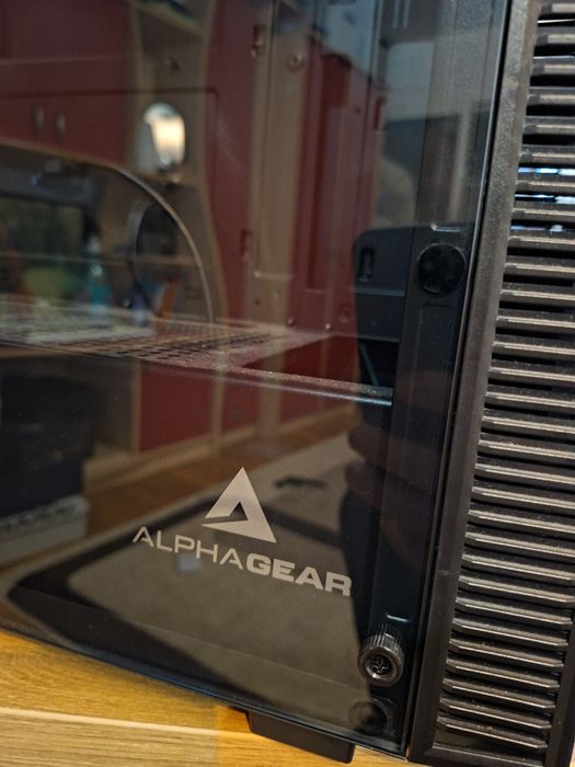 Carcasa ALPHAGEAR Adept Black