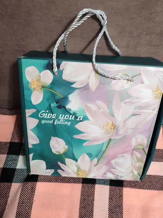 Продам кесушки коробка