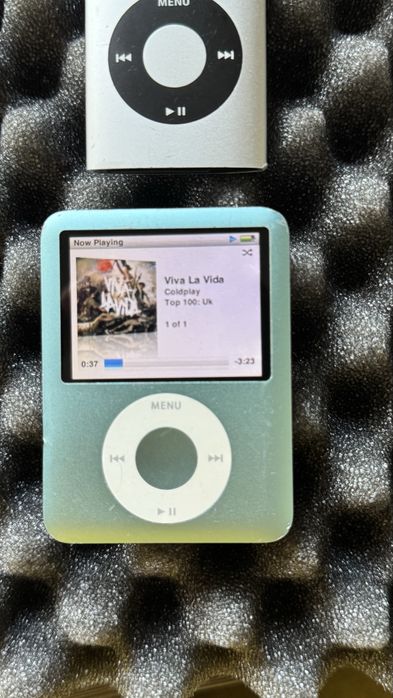 Ipod Classic 7 th 160gb, ipod nano 4 8gb, ipod nano 3 8gb