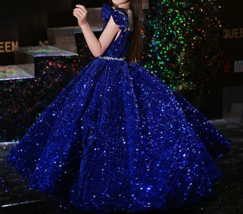 Шикарное платье для девочки