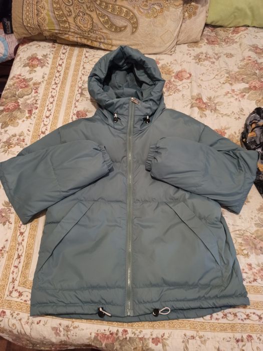 Продам куртки 44, 46р