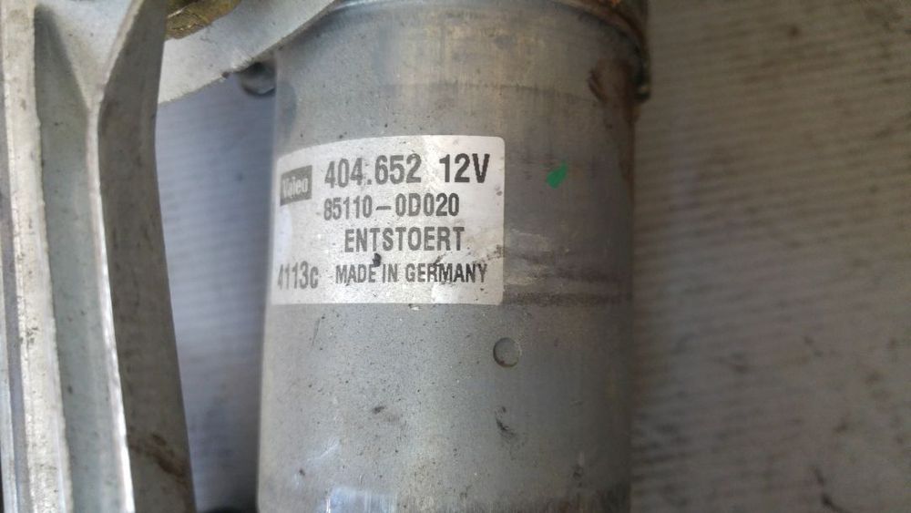 ansamblu stergatoare toyota yaris p1 85110-0d020 85010-0d020