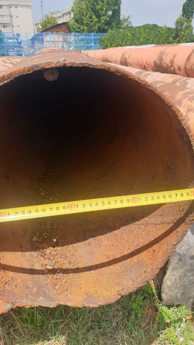Vând țeavă de metal cu diametrul de 611 și diametrul de 406 mai mic pr