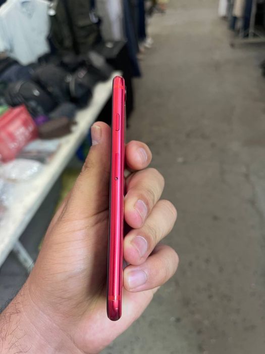 iphone se 2020. 64/81