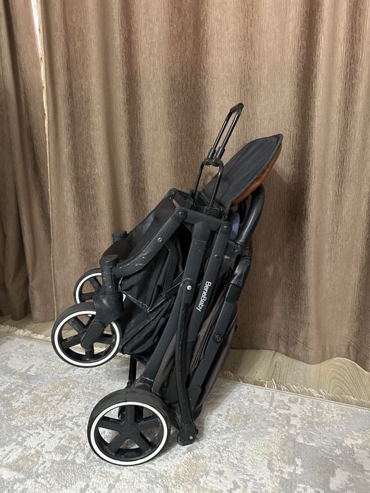 Коляска детская (легко собирается)