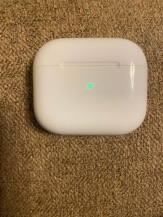 Продам AirPods 3  оригинал
