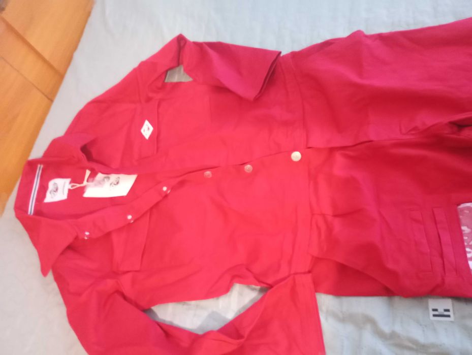 Работен червен гащеризон