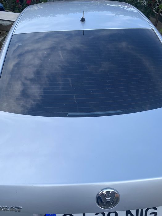 Vand Passat B5.5 1.6 bezina ,toate actele valabile fiscal pe loc
