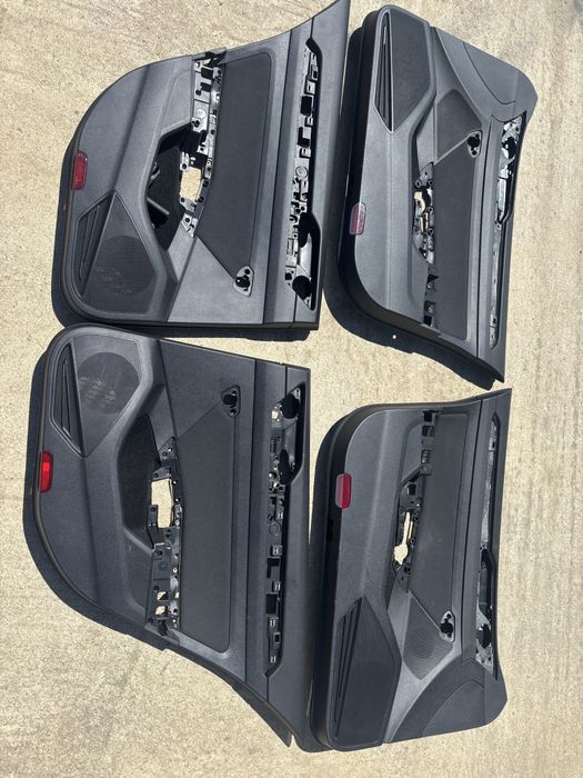 Салон за пасат 8