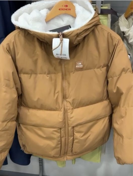 Продаётся шикарная теплая куртка Eider оригинал